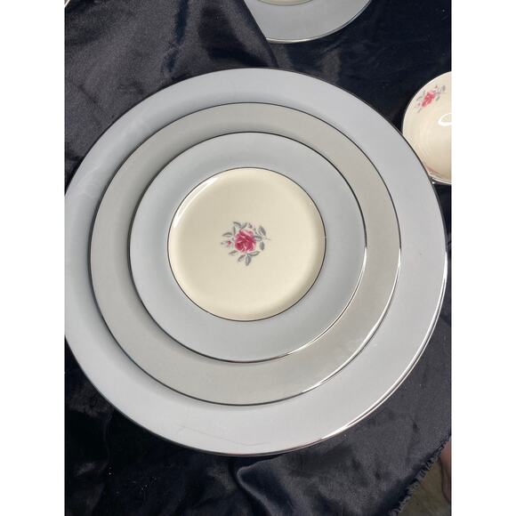 Vintage Flintridge Miramar, Bread & Butter Plates, Bone China, Pink Rose set/6 - Picture 7 of 9